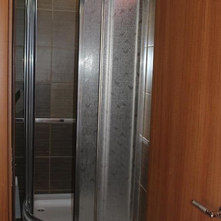 Oz-Ay Hotel Sürmene Rum bild