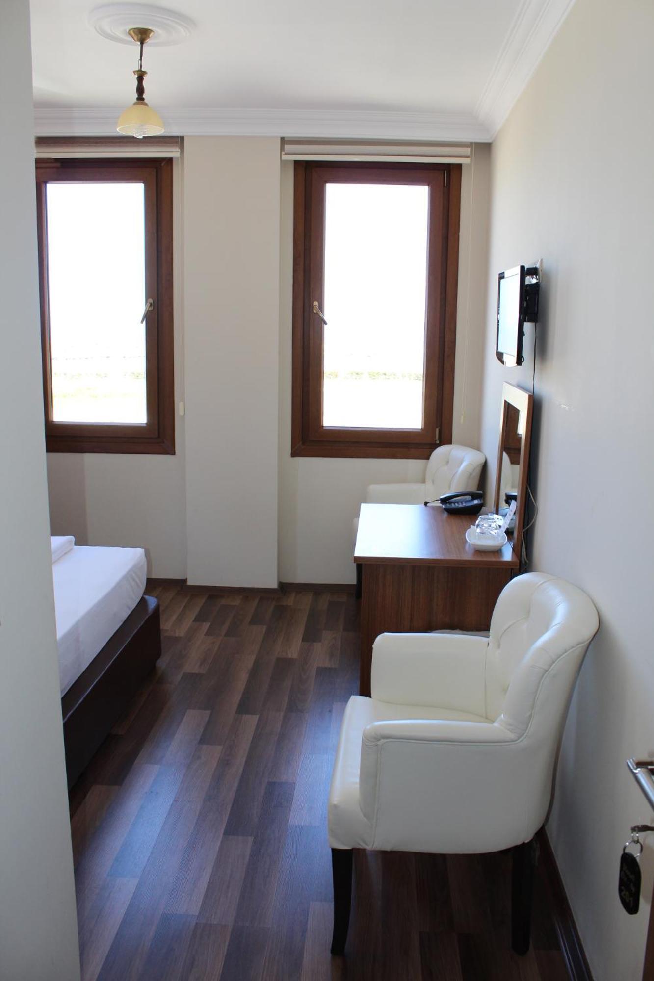 Oz-Ay Hotel Sürmene Rum bild